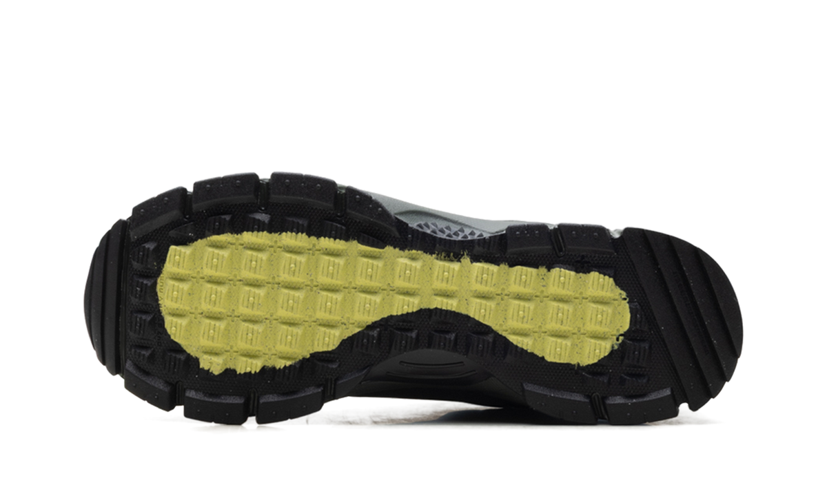Overkicks - Nike Zoom Vomero 5 Roam Sequoia Black (FV2295-300) - vista superior
