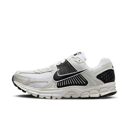 Overkicks - Nike Zoom Vomero 5 White Black (FB9149-101) - vista lateral