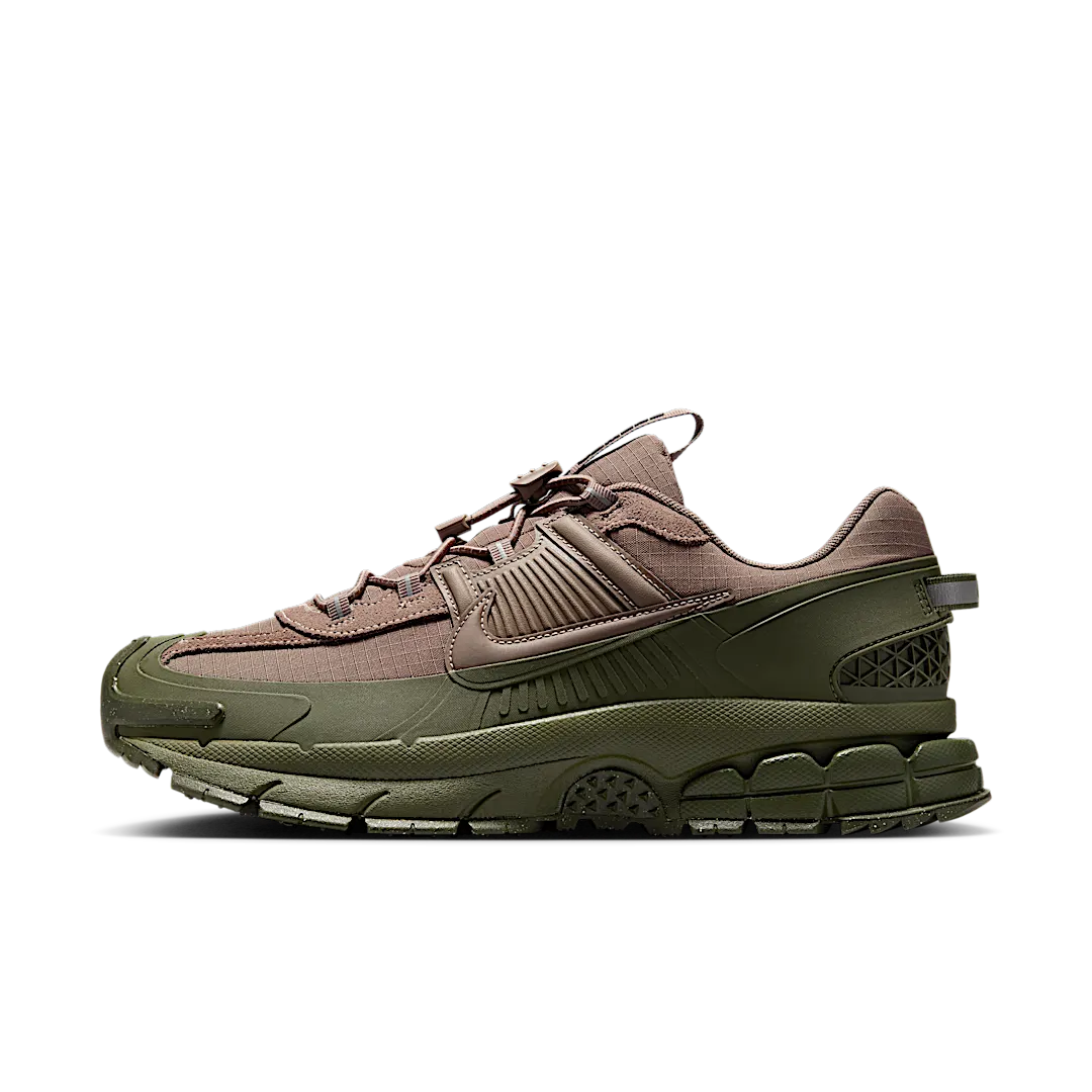 Overkicks - Nike Zoom Vomero Roam Mink Brown Medium Olive (FV2295-201) - vista lateral