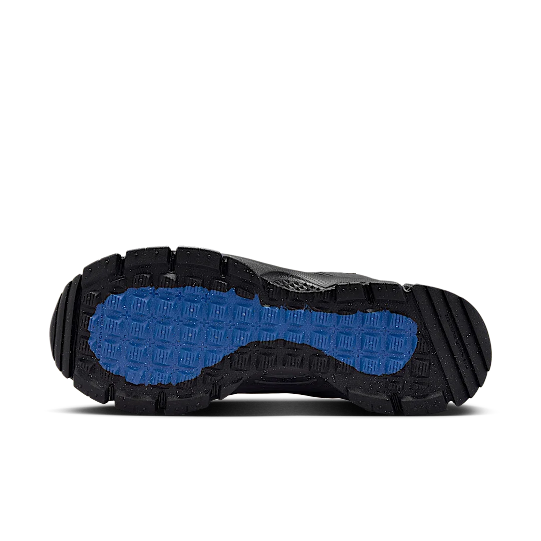 Overkicks - Nike Zoom Vomero Roam Triple Black (FV2295-002) - detalle suela