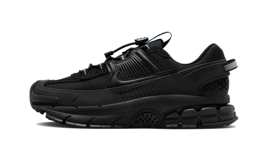 Overkicks - Nike Zoom Vomero Roam Triple Black (Womens) (HQ2181-004) - vista lateral