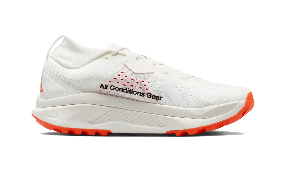 Overkicks - Nike ZoomX ACG Zegama Summit White Safety Orange Black (HV8113-103) - vista superior