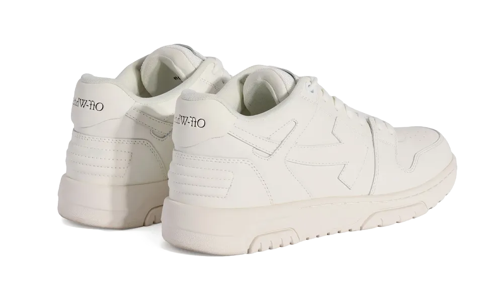 Overkicks - OFF-WHITE Out Of Office Low Triple White White Sole (OMIA189C99LEA009-0101) - par completo