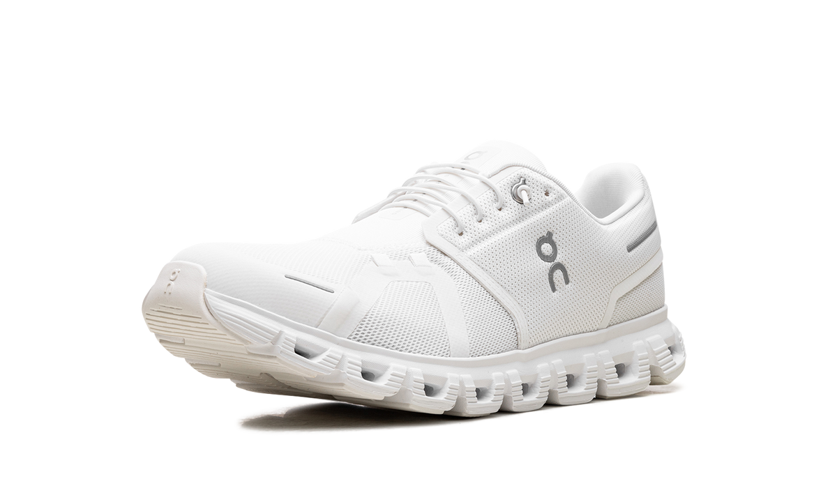 Overkicks - On Running Cloud 6 All White (3MF10071200) - detalle suela