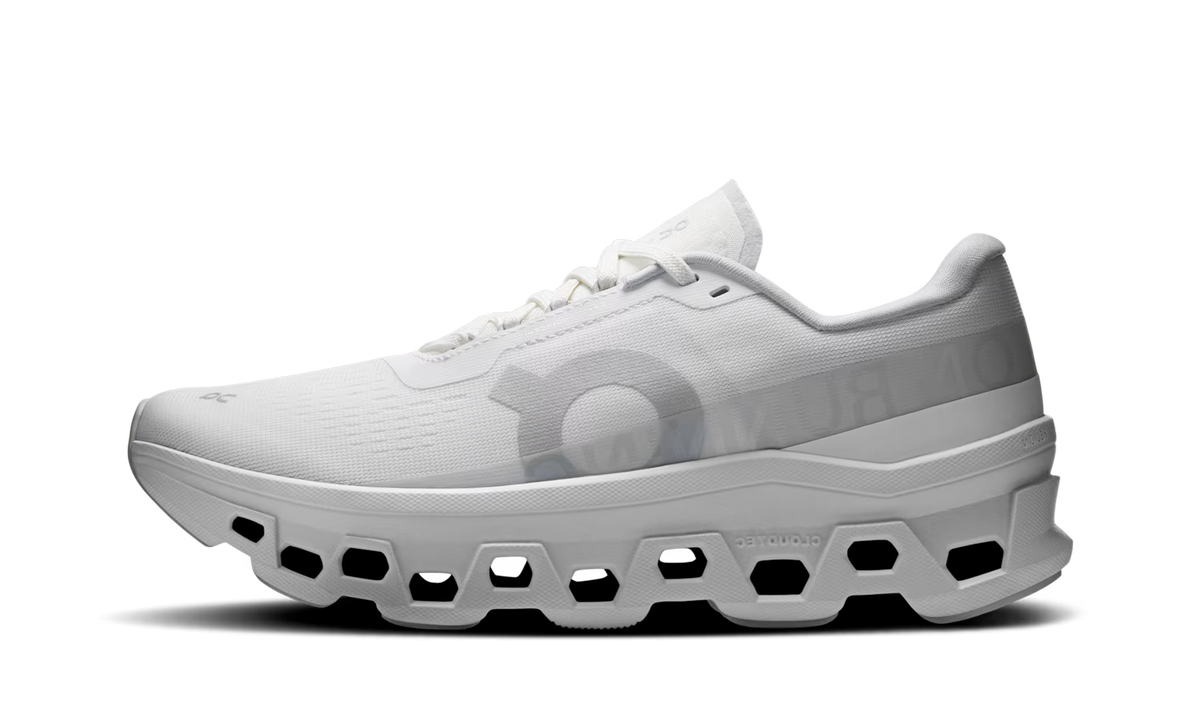 Overkicks - On Running Cloudmonster 1 White (Womens) (3WF30481200) - vista lateral