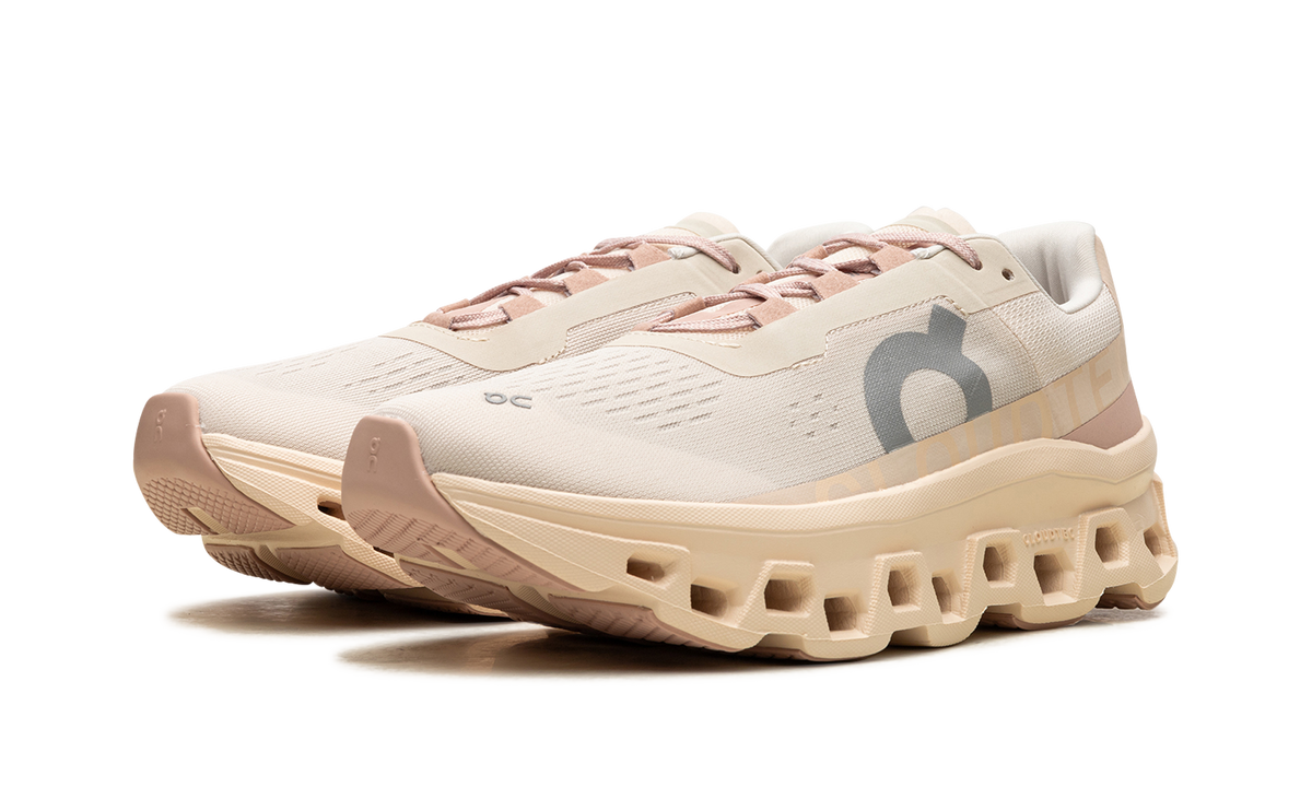 Overkicks - On Running Cloudmonster Moon Fawn (Womens) (61.97785) - vista trasera
