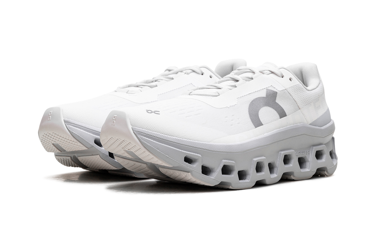 Overkicks - On Running Cloudmonster White Glacier (Womens) (61.97649) - vista trasera