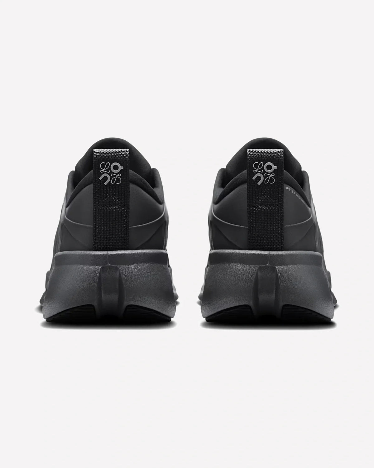 Overkicks - On Running Cloudsolo LOEWE Black (3MF30660553) - vista lateral