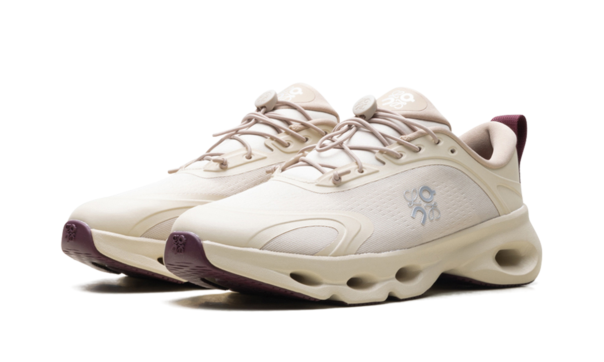 Overkicks - On Running Cloudsolo LOEWE Sand Burgundy (Womens) (3WF30605898) - vista trasera