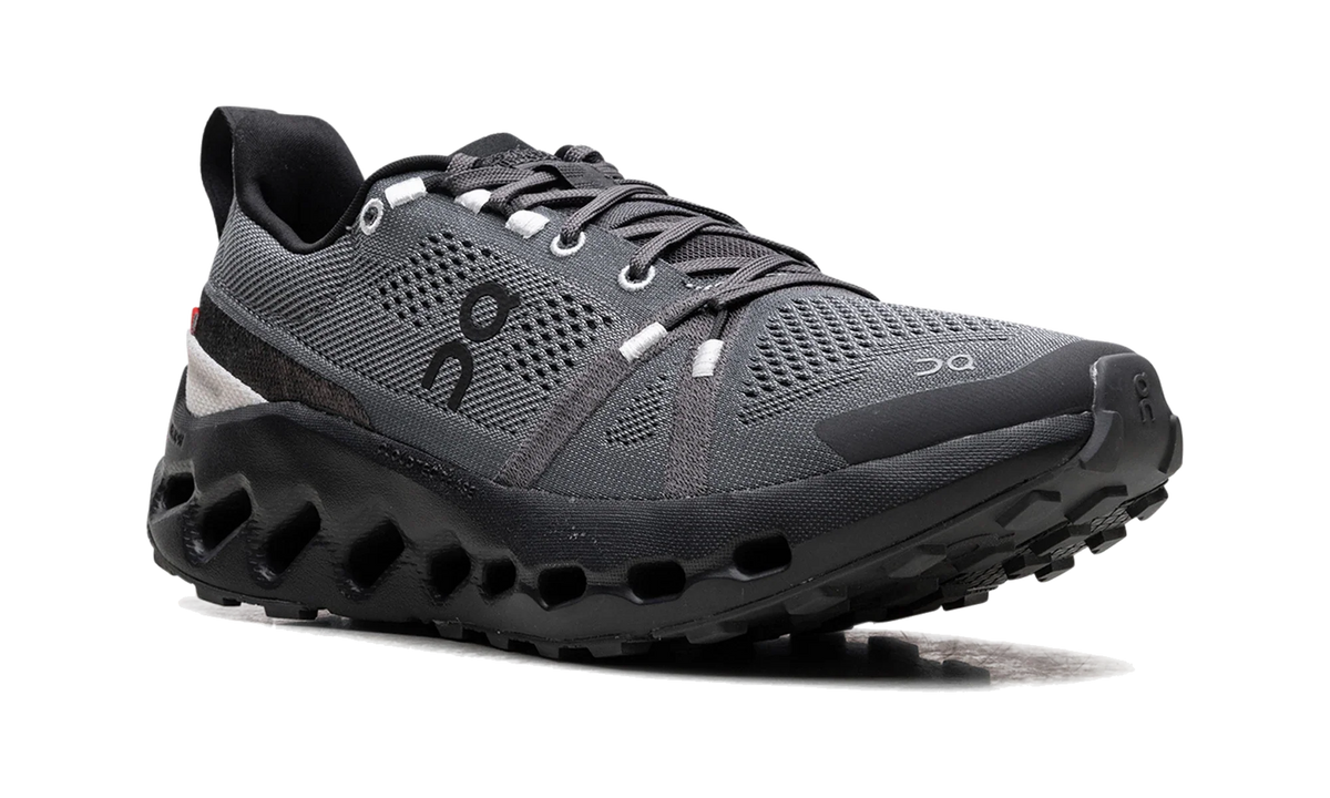 Overkicks - On Running Cloudsurfer Trail Eclipse Black (Womens) (3WE10100264) - detalle lateral interior
