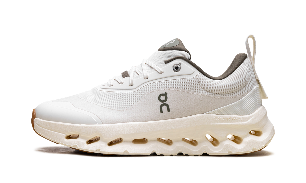Overkicks - On Running Cloudtilt 2 LOEWE White Khaki (3ME10693507) - vista lateral