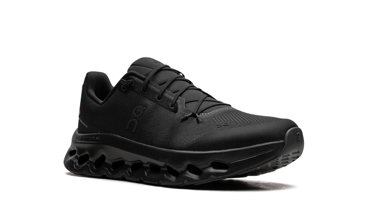 Overkicks - On Running Cloudtilt Black Eclipse (3ME10100264) - detalle lateral interior