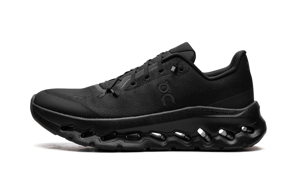 Overkicks - On Running Cloudtilt Black Eclipse (Womens) (3WE10050264) - vista lateral