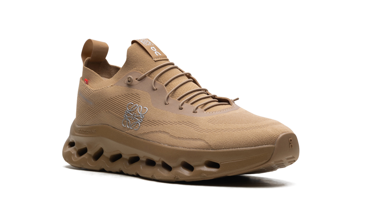Overkicks - On Running Cloudtilt LOEWE Dark Sand (3MD30333505) - detalle lateral interior