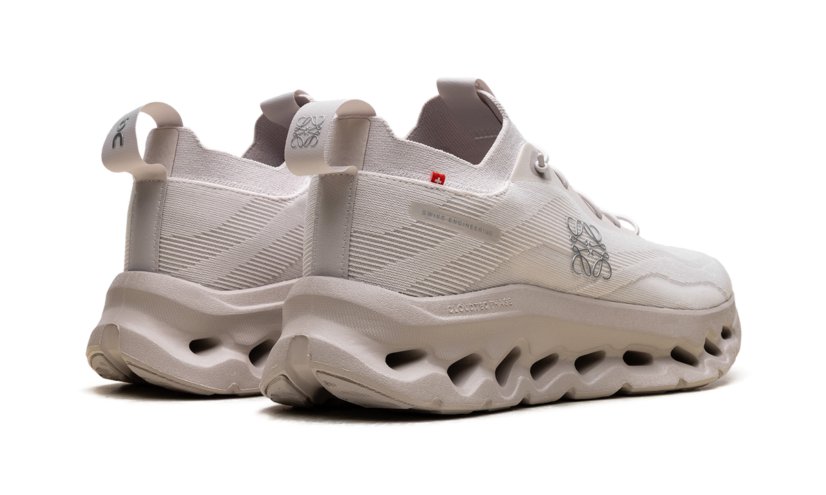 Overkicks - On Running Cloudtilt Loewe Sand (3MD30330554) - par completo