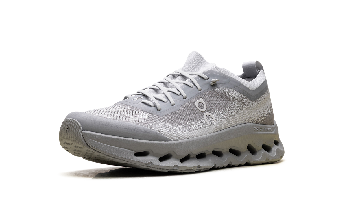 Overkicks - On Running Cloudtilt Moon Zendaya Glacier Alloy (3MF30671536) - detalle suela
