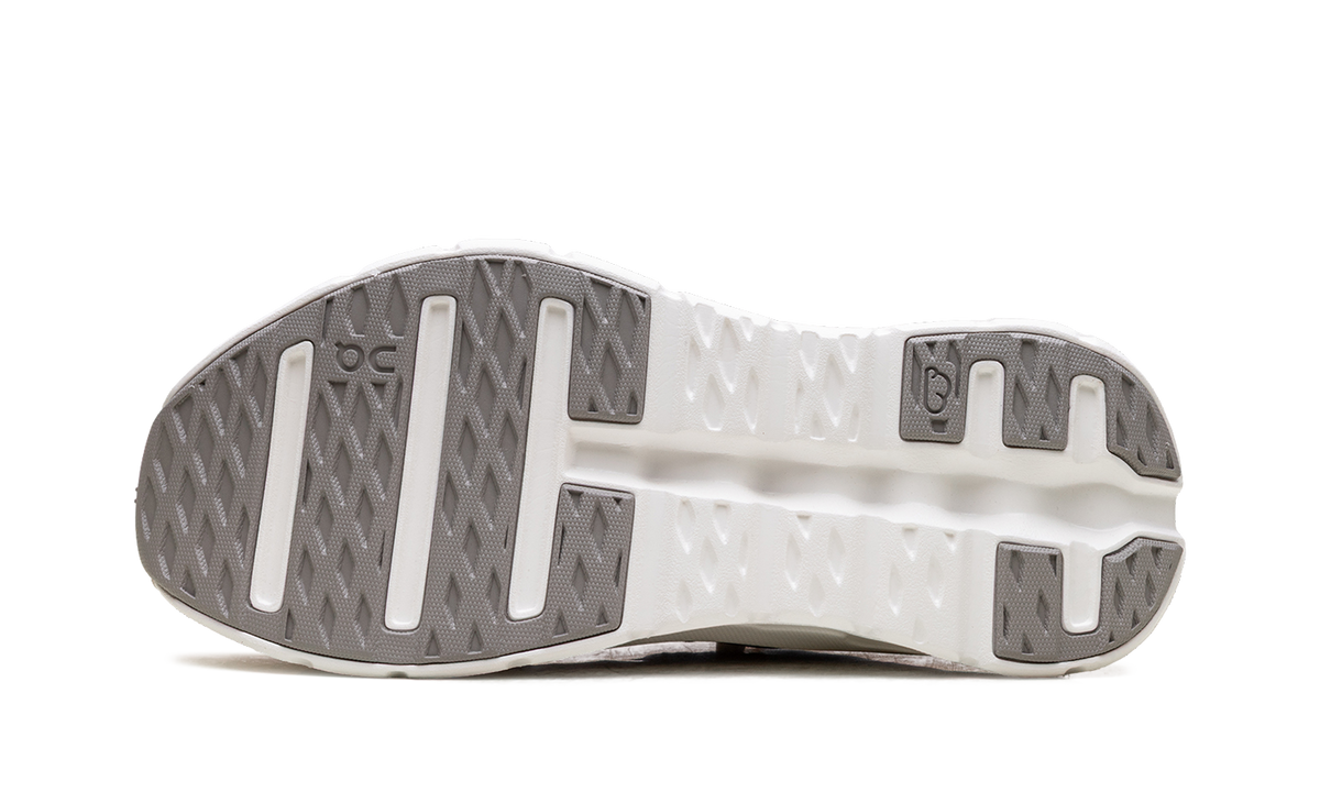 Overkicks - On Running Cloudtilt Pearl Fade (Womens) (3WE10054161) - vista superior