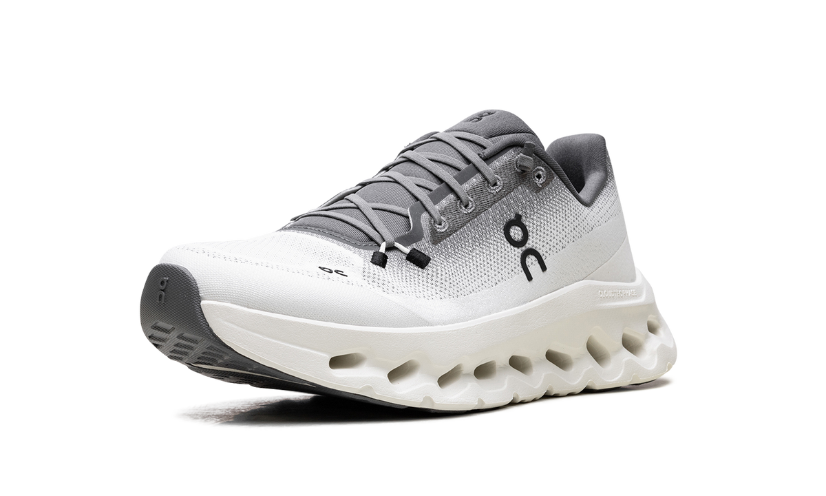 Overkicks - On Running Cloudtilt Rock Ivory (Womens) (3WE10053247) - detalle suela