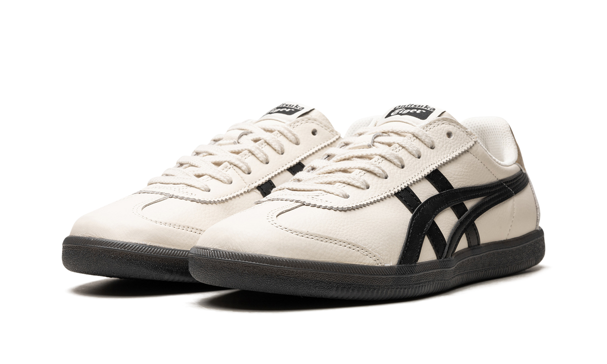 Overkicks - Onitsuka Tiger Tokuten White Black Gold (1183B938-100) - vista trasera