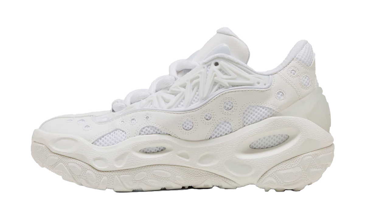 Overkicks - Puma LaMelo Ball LaFrancé RNR Triple White (312274-02) - vista lateral
