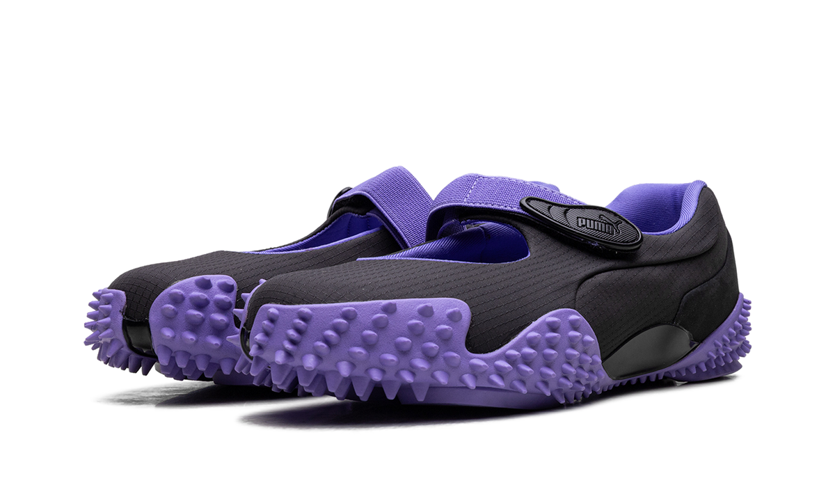 Overkicks - Puma Mostro Fey Launch Dark Amethyst Black (Womens) (403366-02) - vista trasera