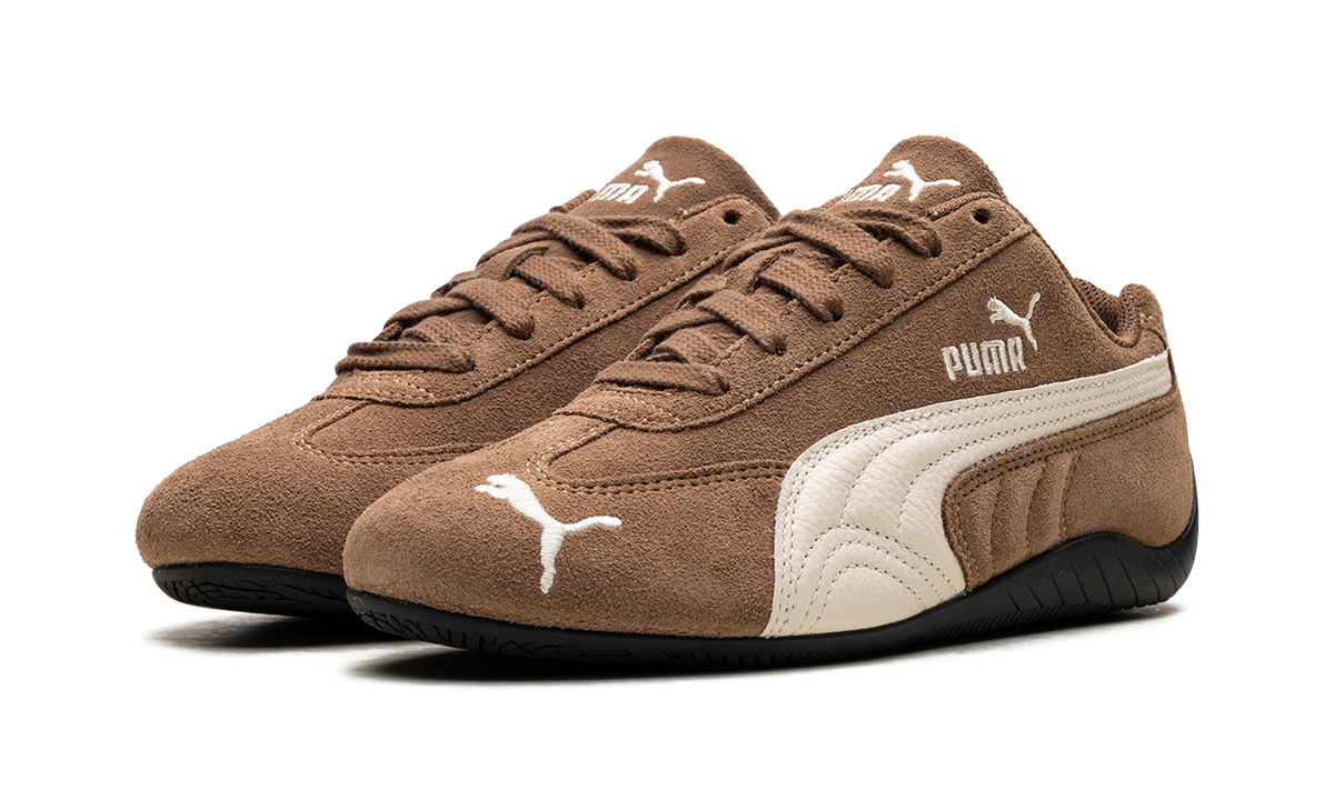 Overkicks - Puma Speedcat Archive Haute Coffee Frosted Ivory (Frosted Ivory Tongue Logo) (398847-02) - vista trasera