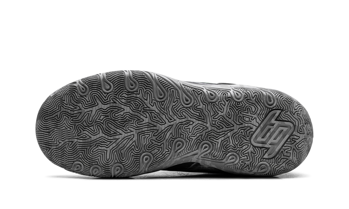 Overkicks - Puma Stewie 3 Harry Potter House of Stewie (Womens) (310525-01) - vista superior