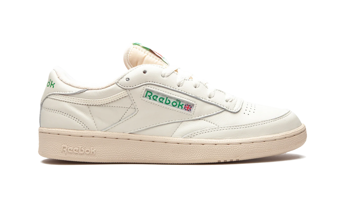 Overkicks - Reebok Club C 85 Vintage Chalk Glen Green (DV6434/100000317) - detalle talon