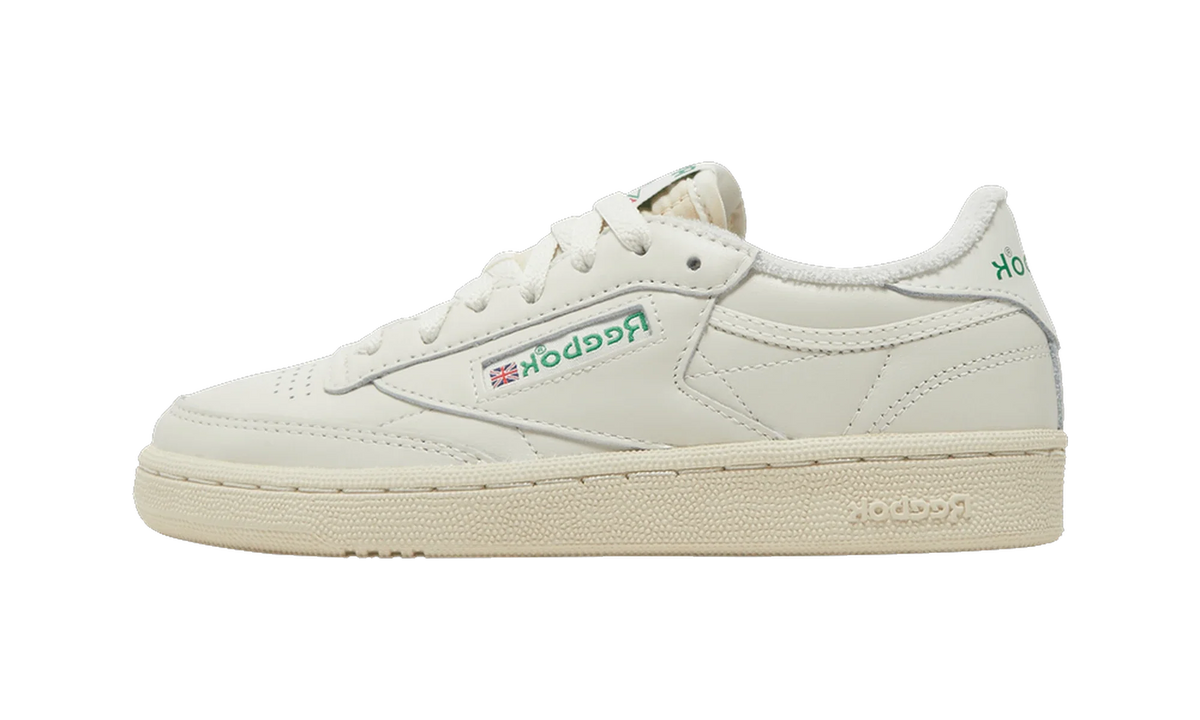 Overkicks - Reebok Club C 85 Vintage Chalk Green (Womens) (GX3686/100007797) - vista lateral