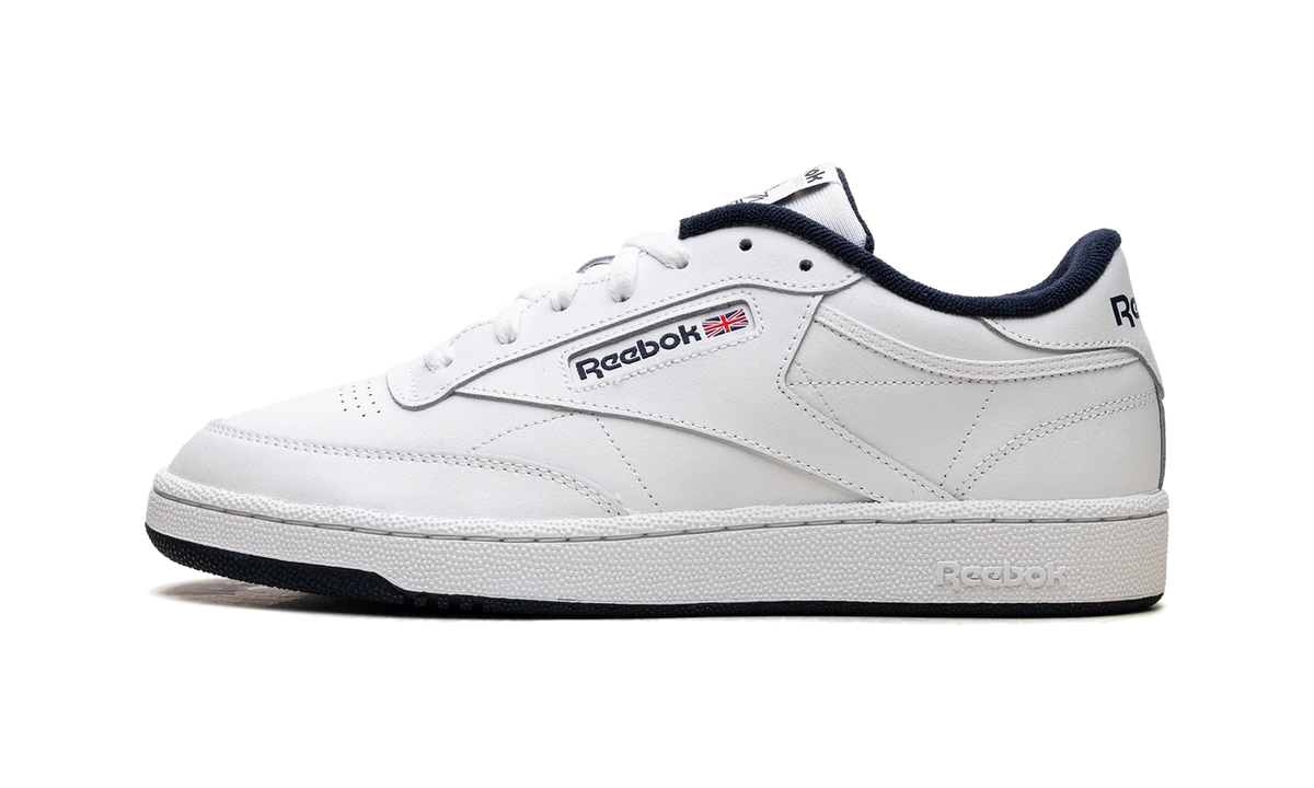 Overkicks - Reebok Club C 85 White Navy (AR0457/100000156) - vista lateral
