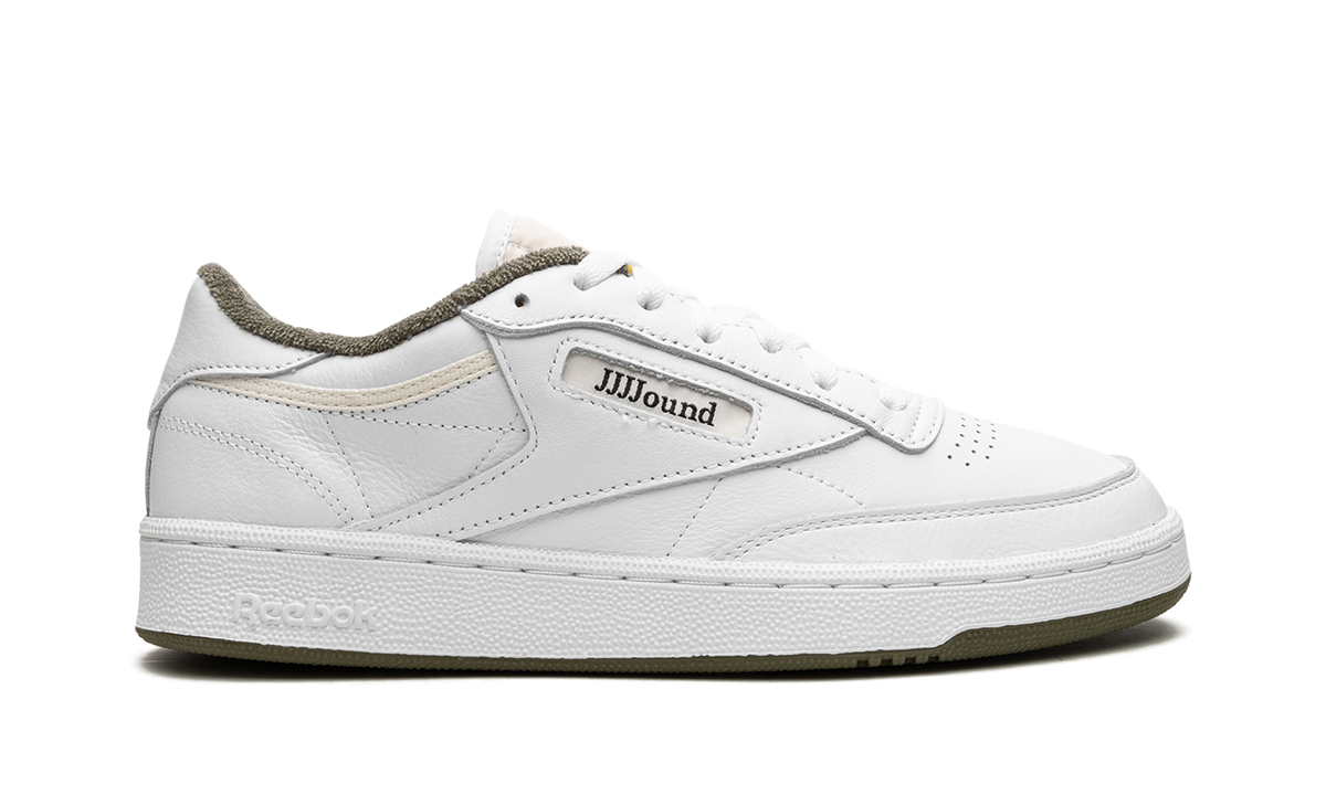 Overkicks - Reebok Club C JJJJound White Olive (GX9657) - vista lateral