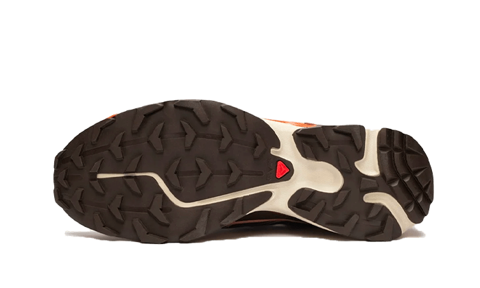 Overkicks - Salomon XT-6 Delicioso Chocolate Fondant Peach (L41751500) - par completo
