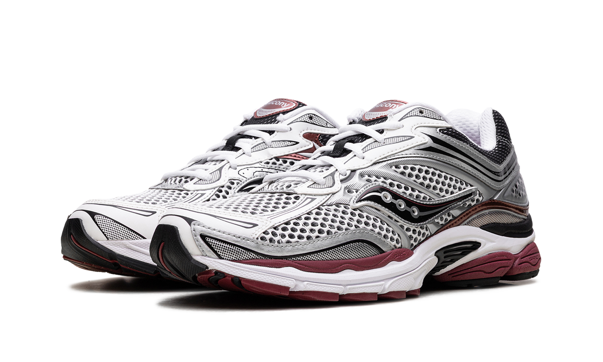 Overkicks - Saucony ProGrid Omni 9 OG White Silver Red (S70739-1) - vista trasera