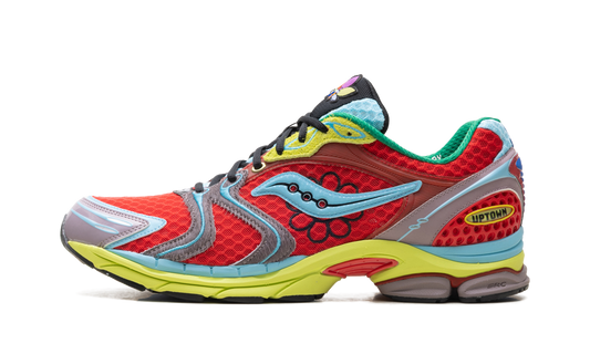 Overkicks - Saucony ProGrid Triumph 4 Jae Tips Flowers Grow Uptown Poison Ivy (S70966-1) - vista lateral