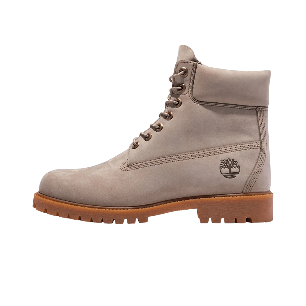 Overkicks - Timberland Heritage 6 Inch Lace Up Waterproof Light Taupe Nubuck (TB0A2N8P-EO2) - vista lateral