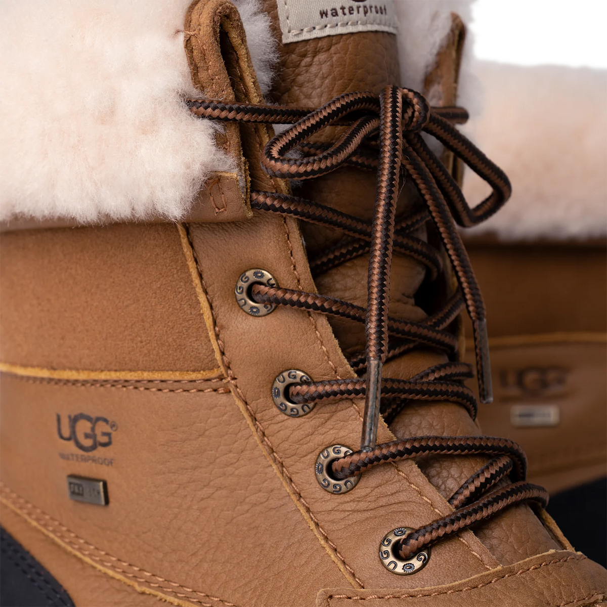 Overkicks - UGG Adirondack III Boot Chestnut (Womens) (1095141-CHE) - detalle suela