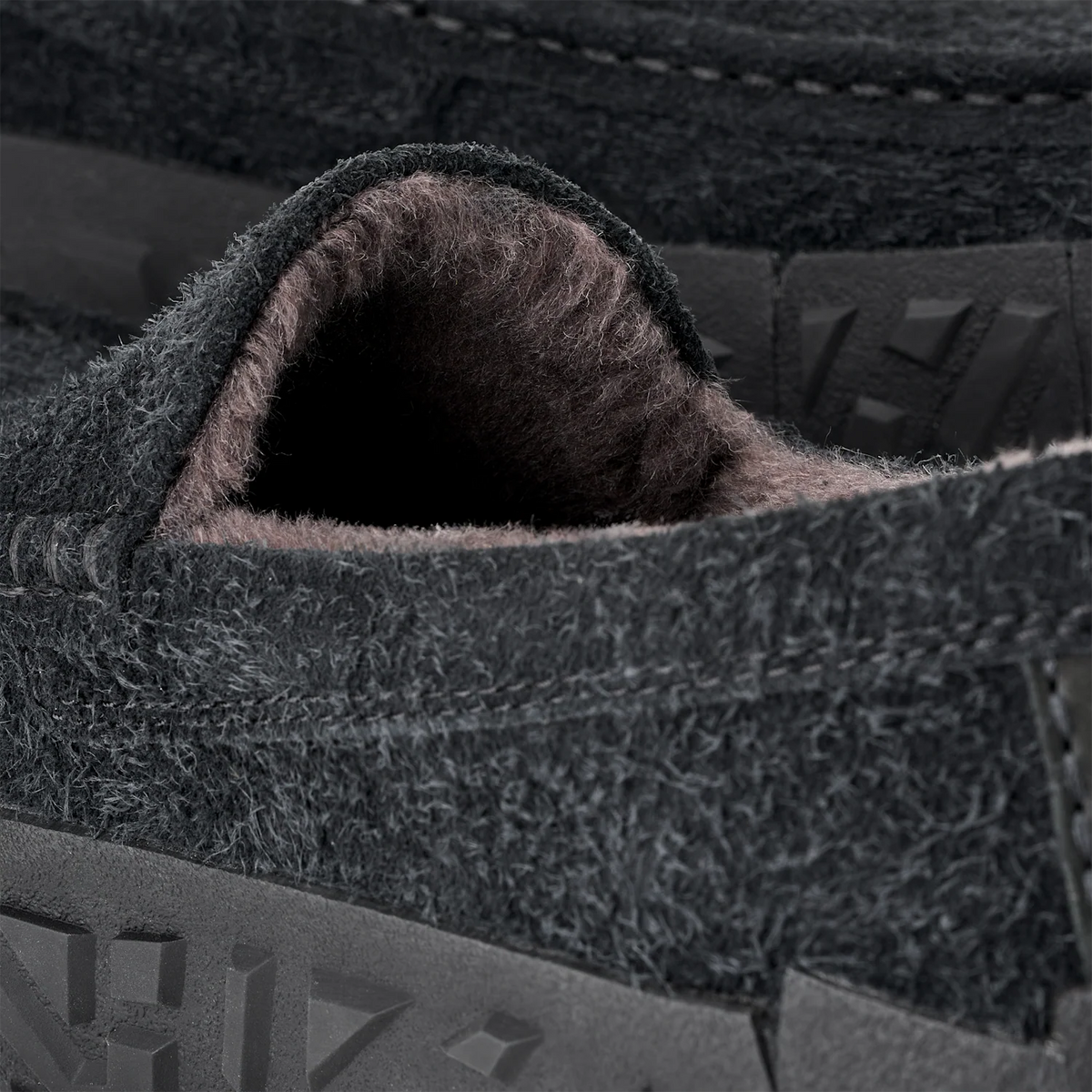 Overkicks - UGG Ascot Wrap Tech Black (1167670-BLK) - detalle suela