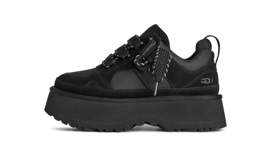 Overkicks - UGG Astromel Black (Womens) (1171541-BLK) - vista lateral