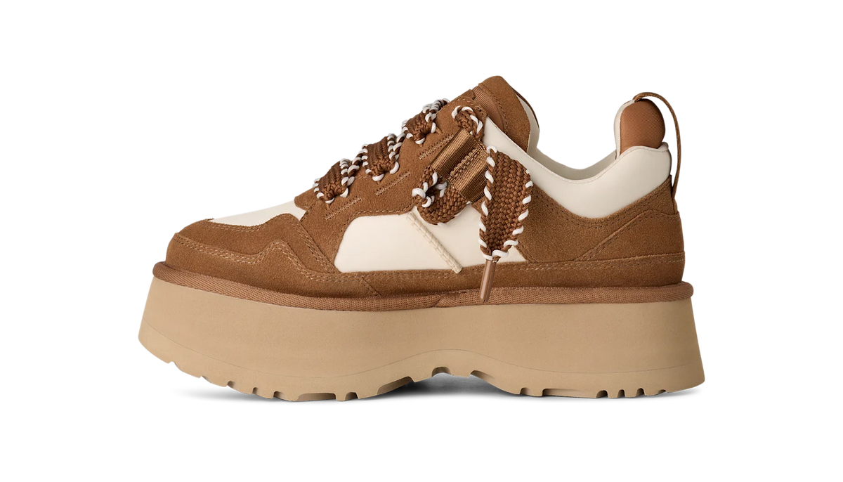 Overkicks - UGG Astromel Chestnut (Womens) (1171541-CHE) - par completo