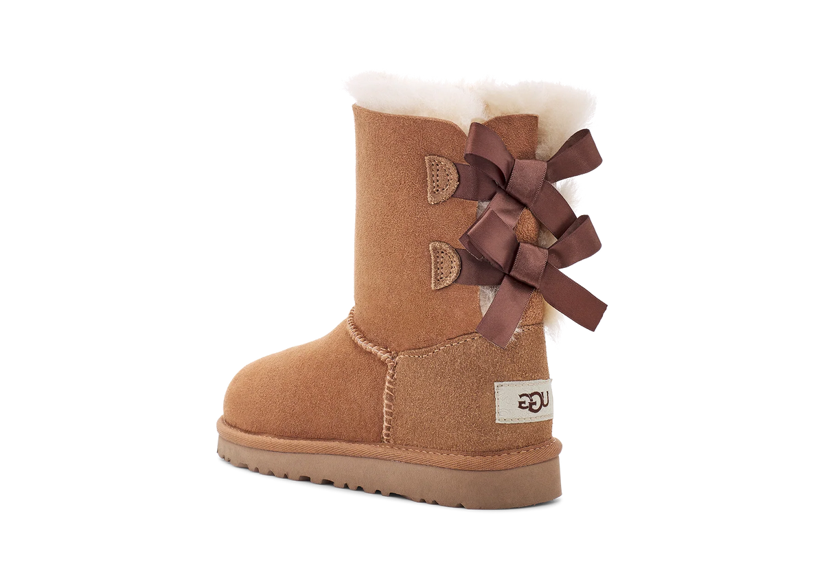 Overkicks - UGG Bailey Bow II Boot Chestnut (Kids) (1017394K-CHE) - imagen 3