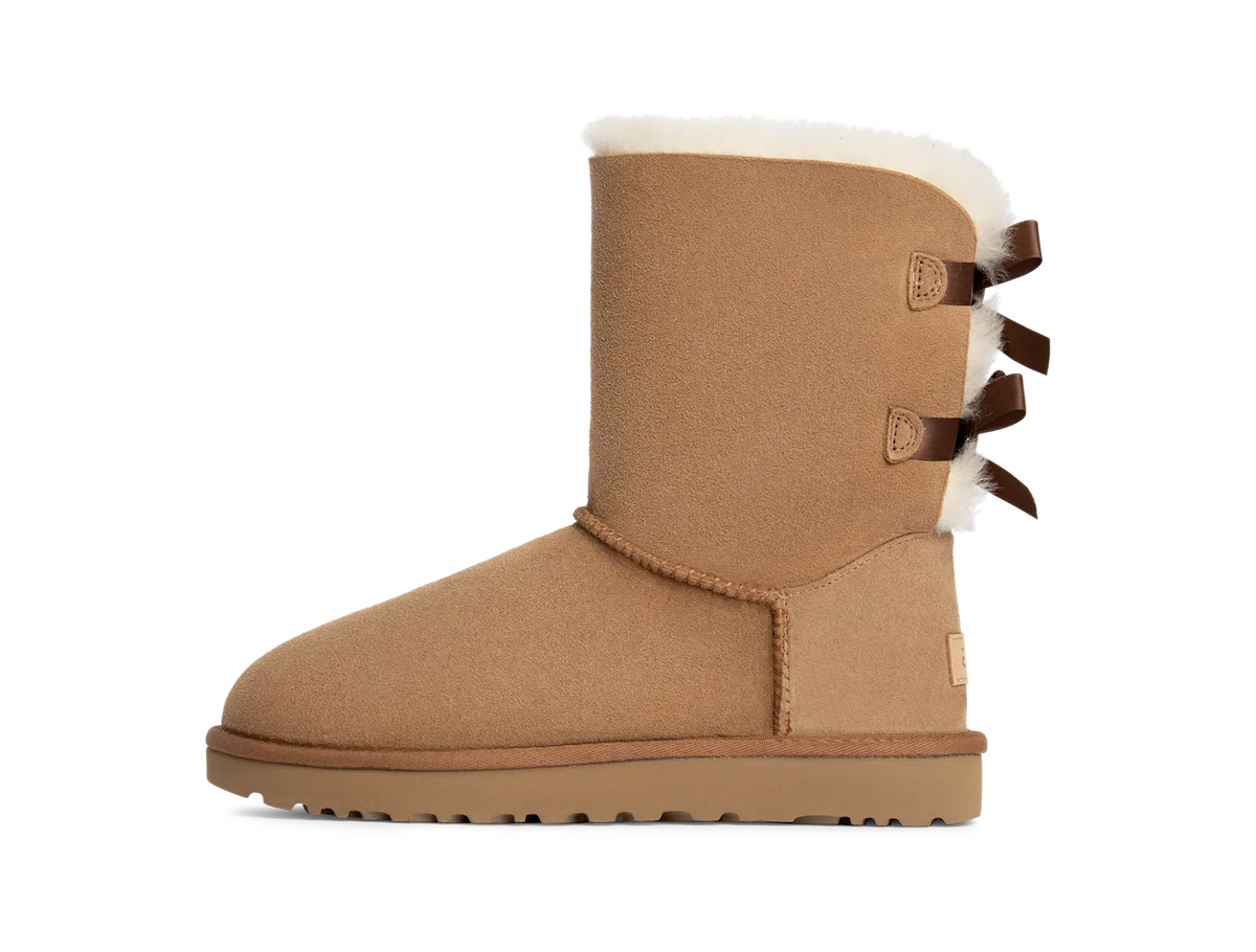 Overkicks - UGG Bailey Bow II Boot Chestnut (Womens) (1016225-CHE) - vista lateral