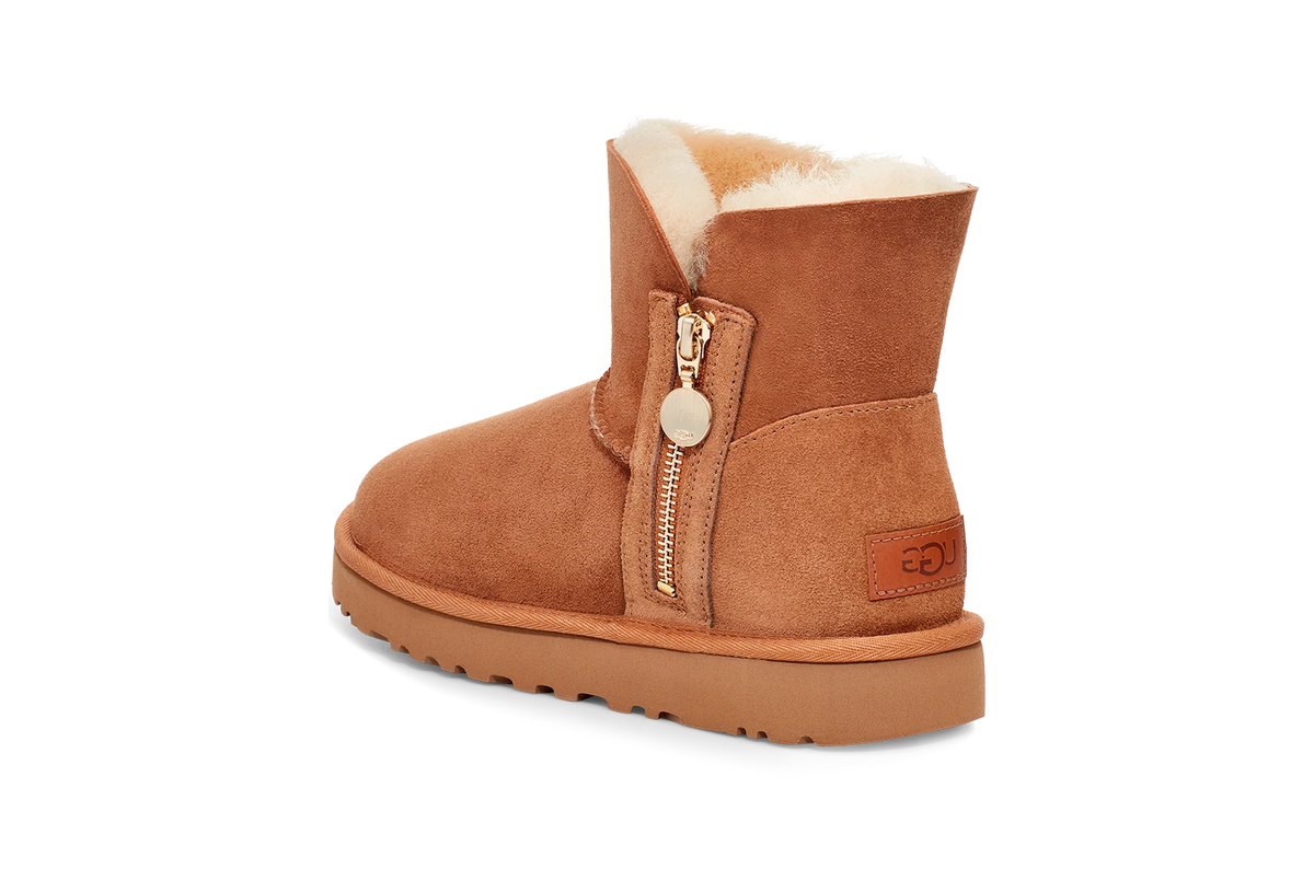 Overkicks - UGG Bailey Zip Mini Boot Chestnut (Womens) (1112481-CHE) - detalle suela