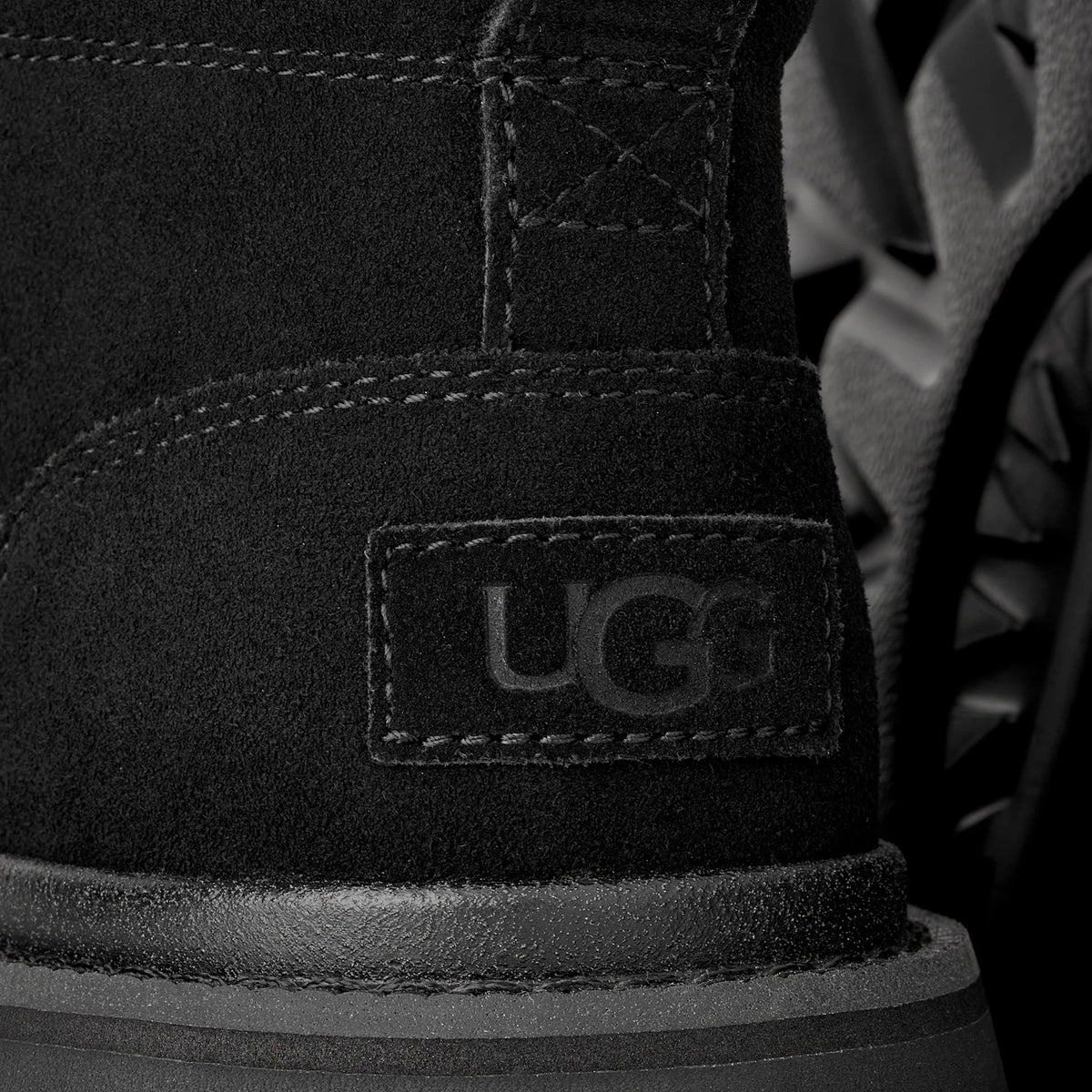 Overkicks - UGG Chukka Lug Boot Black (1171113-BLK) - vista superior