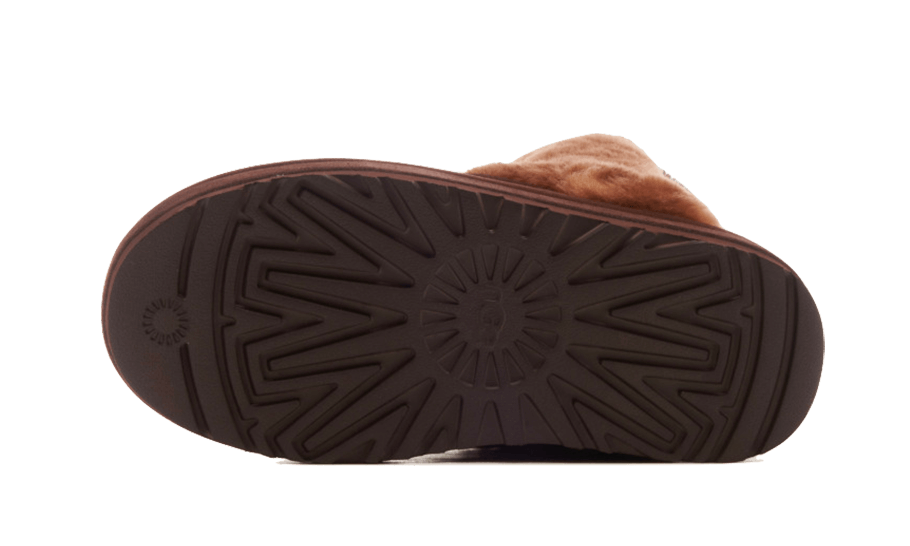 Overkicks - UGG Classic Chillapeak Boot Burnt Cedar (Womens) (1144046-BCDR) - detalle suela