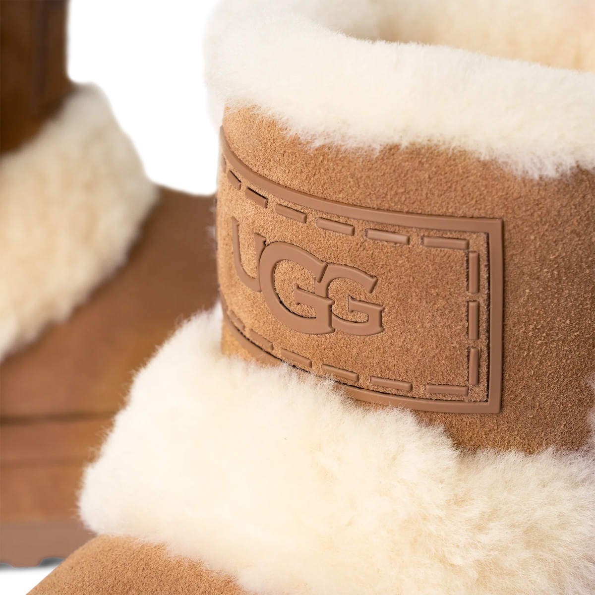 Overkicks - UGG Classic Chillapeak Boot Chestnut (Womens) (1144046-CHE) - vista superior