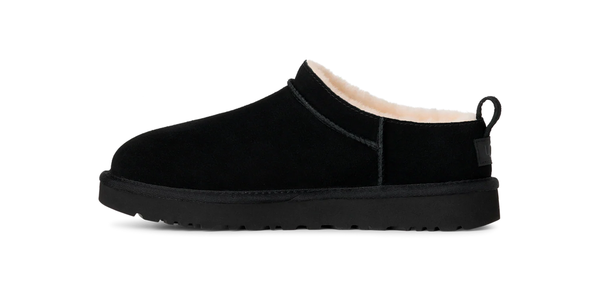 Overkicks - UGG Classic Micro Black (Womens) (1173891-BLK) - par completo
