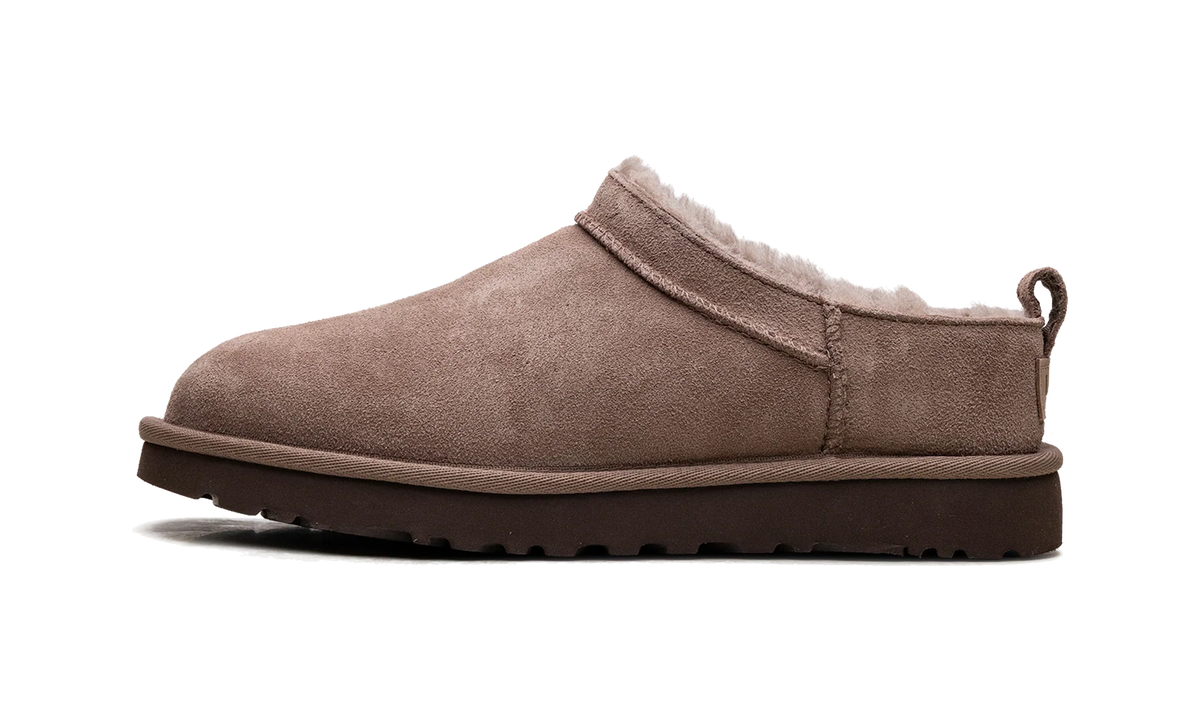 Overkicks - UGG Classic Micro Rocky Oak (Womens) (1173891-RYK) - vista lateral