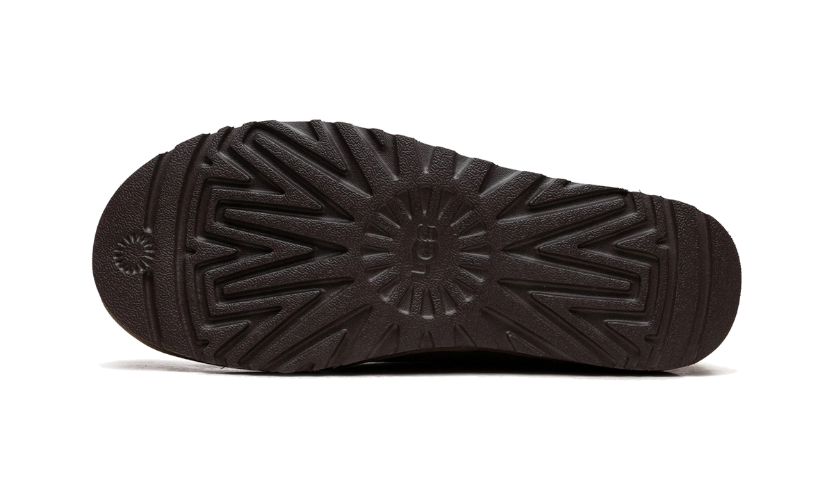 Overkicks - UGG Classic Micro Rocky Oak (Womens) (1173891-RYK) - vista superior