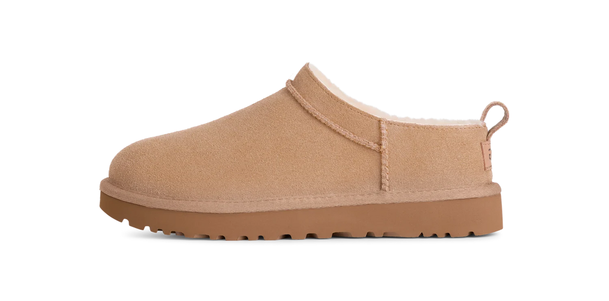 Overkicks - UGG Classic Micro Sand (Womens) (1173891-SAN) - vista lateral
