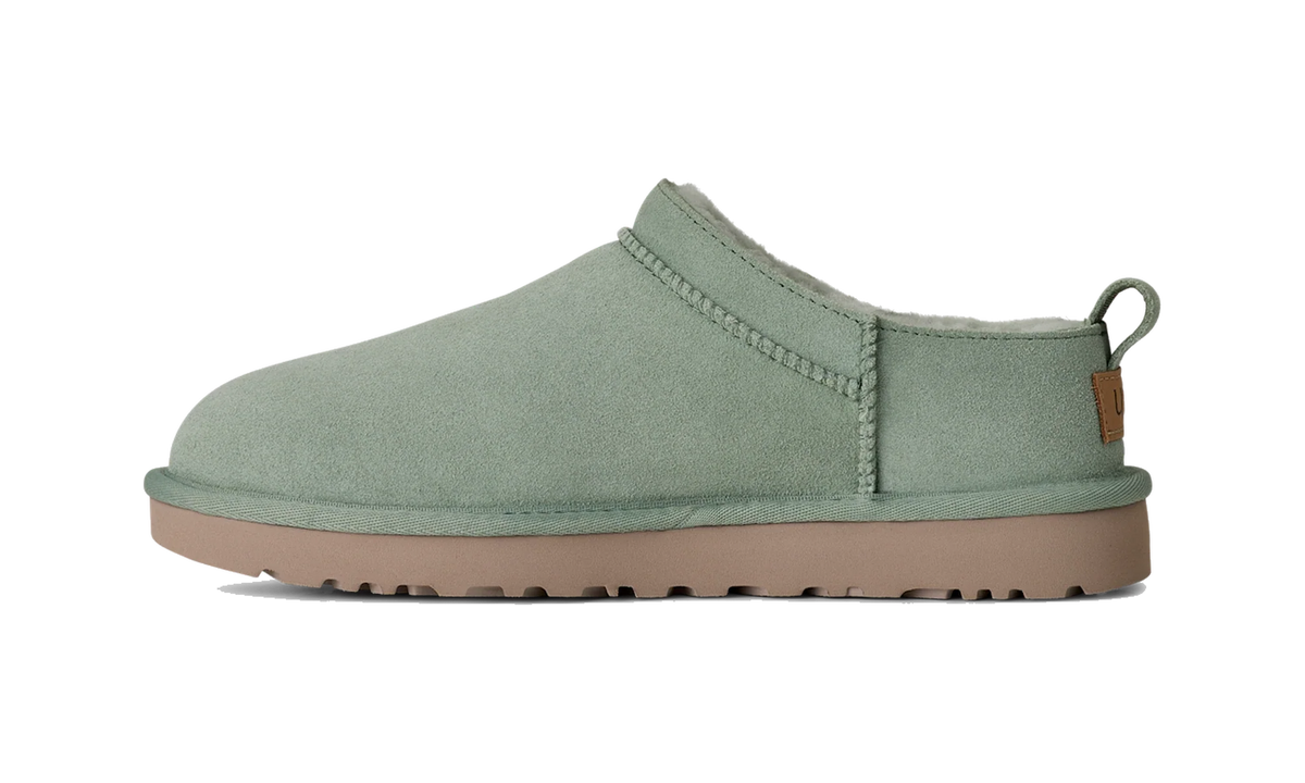 Overkicks - UGG Classic Micro Slipper Artichoke (Womens) (1173891-ART) - par completo